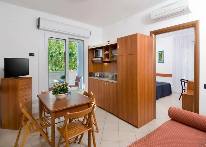 Apartahotel Clipper 4*